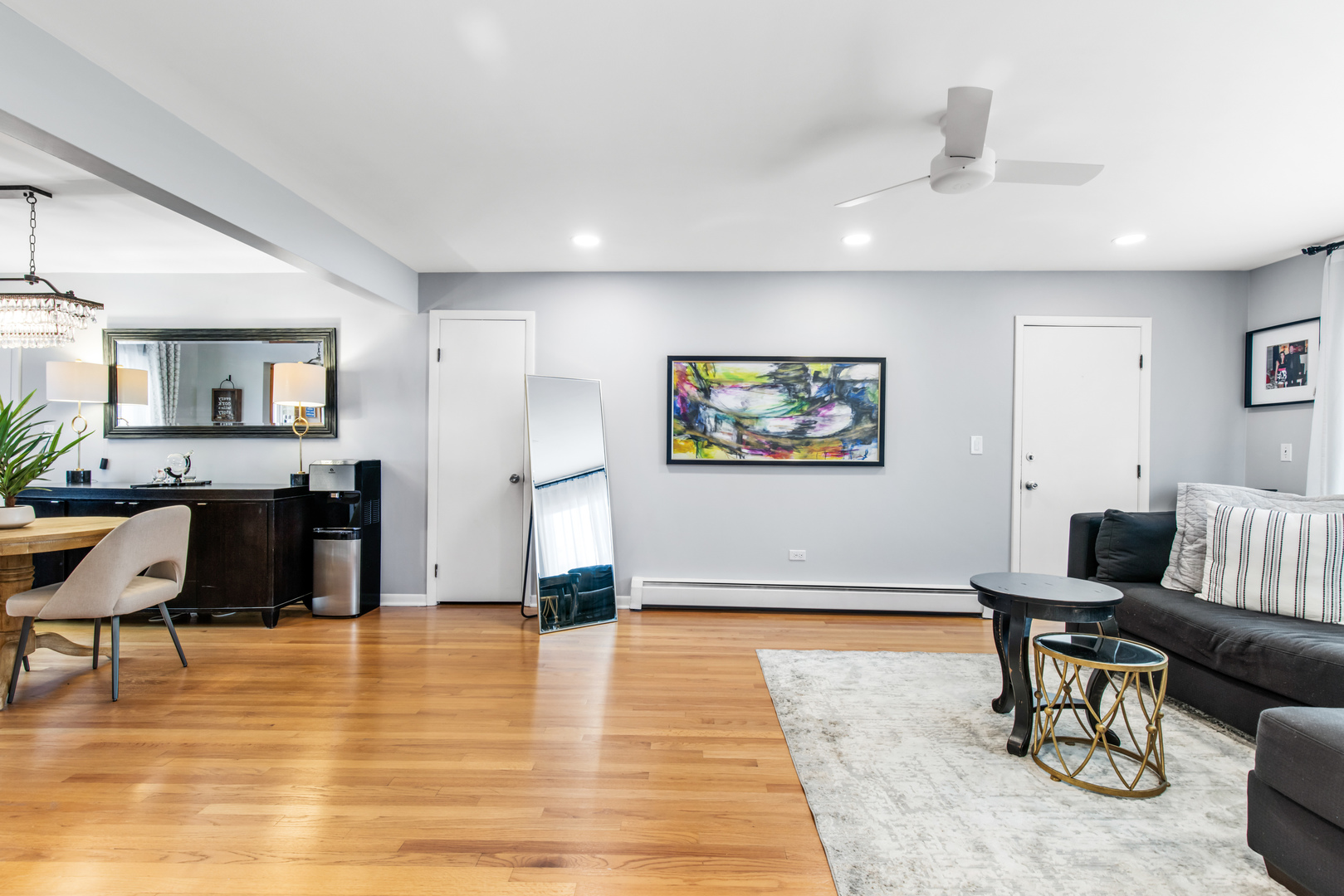 6817 N Olmsted Avenue 201 Property Photo 4