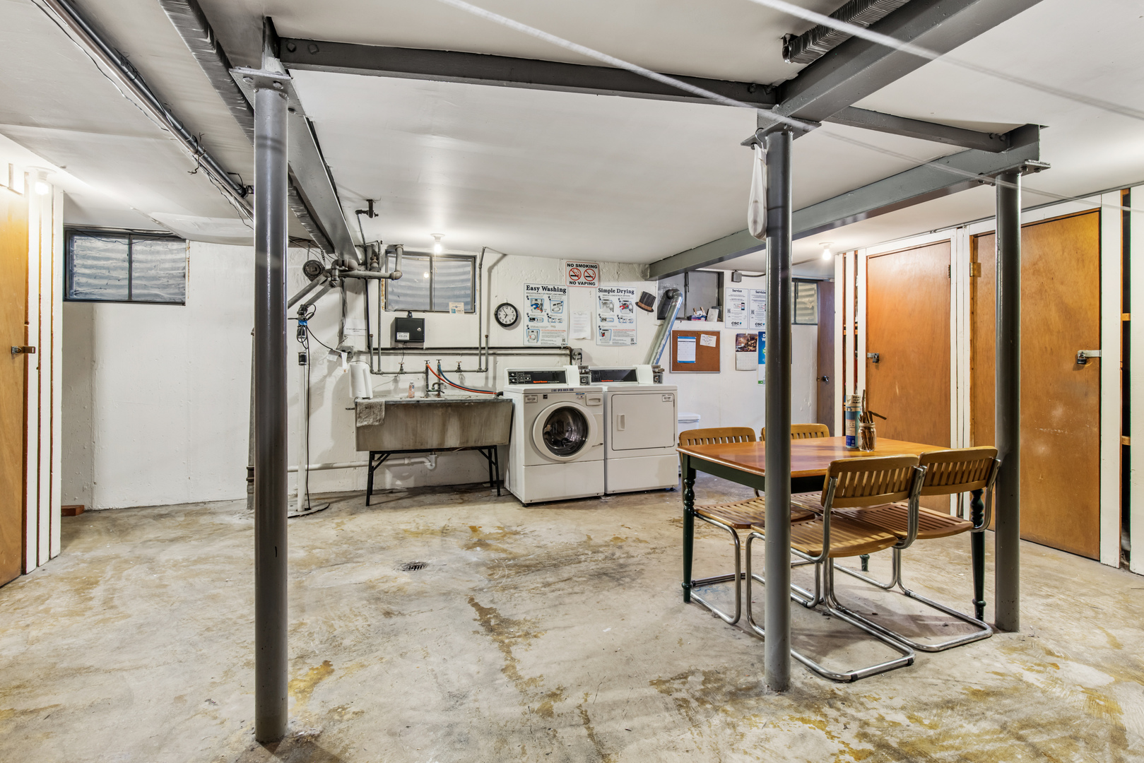 6817 N Olmsted Avenue 201 Property Photo 16