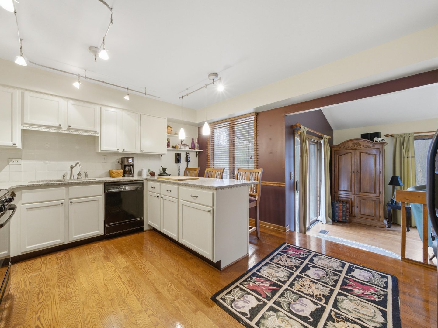 312 Brookdale Drive A Property Photo 7