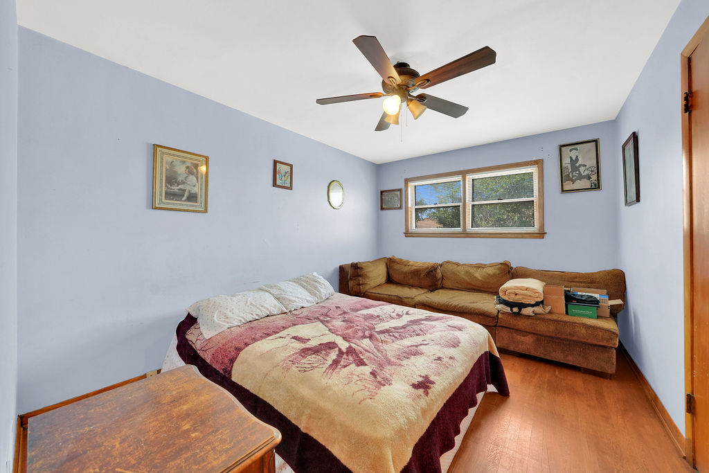 8606 S Kostner Avenue Property Photo 12