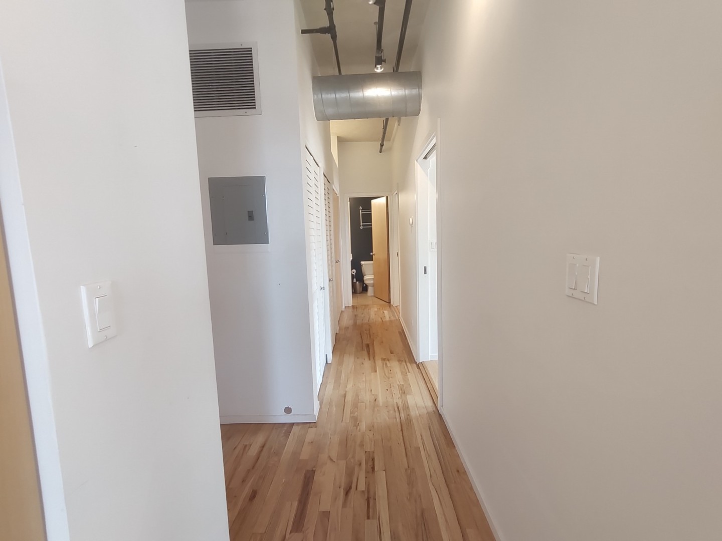420 S Clinton Street 302 Property Photo 6