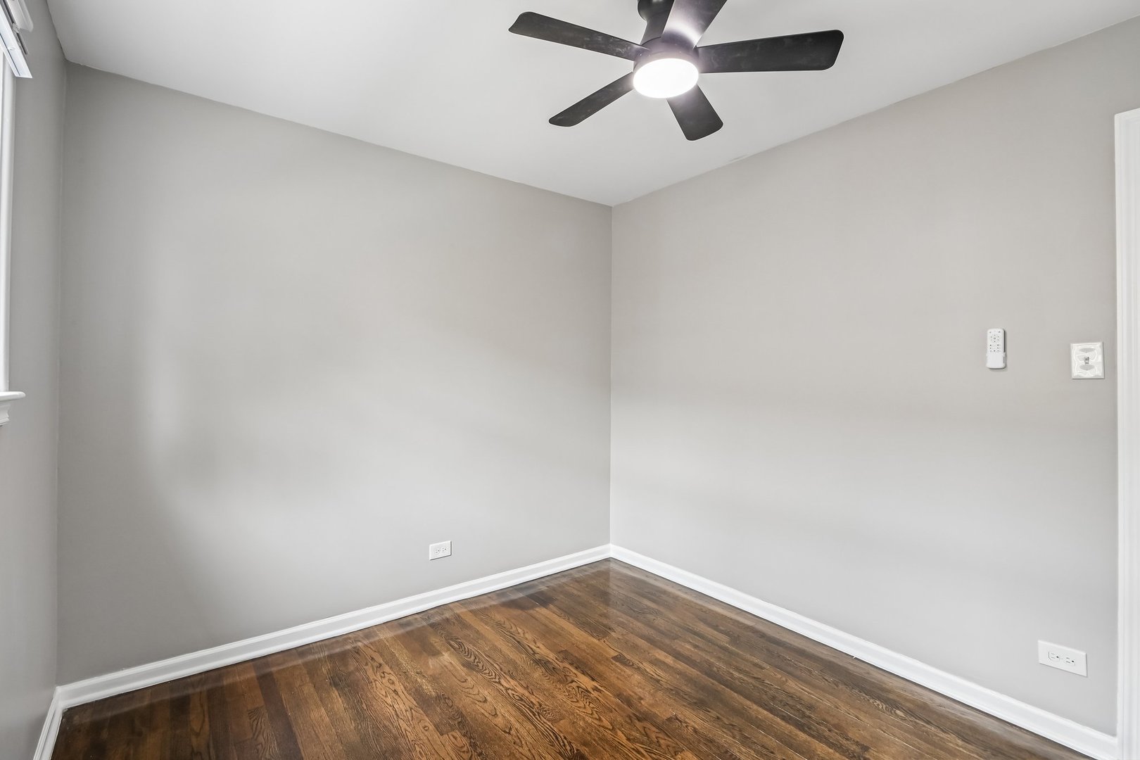 3827 W Hayford Street Property Photo 17