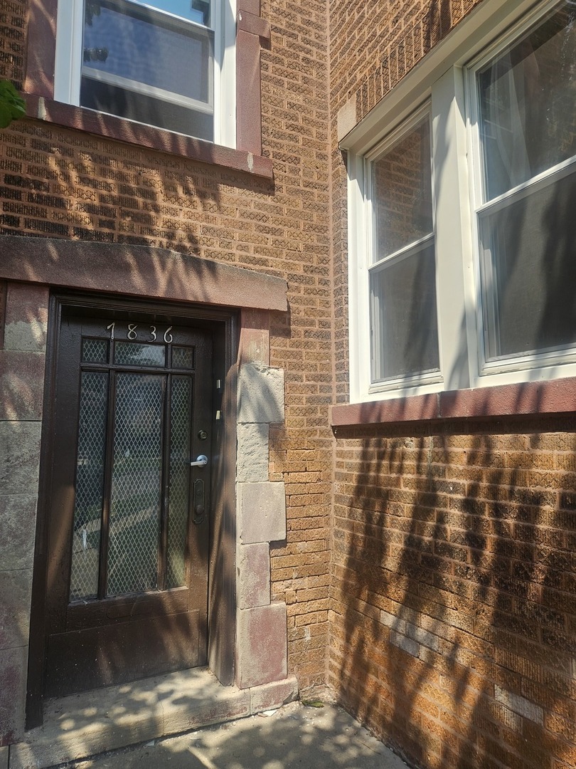 7836 S Marshfield Avenue Property Photo 3