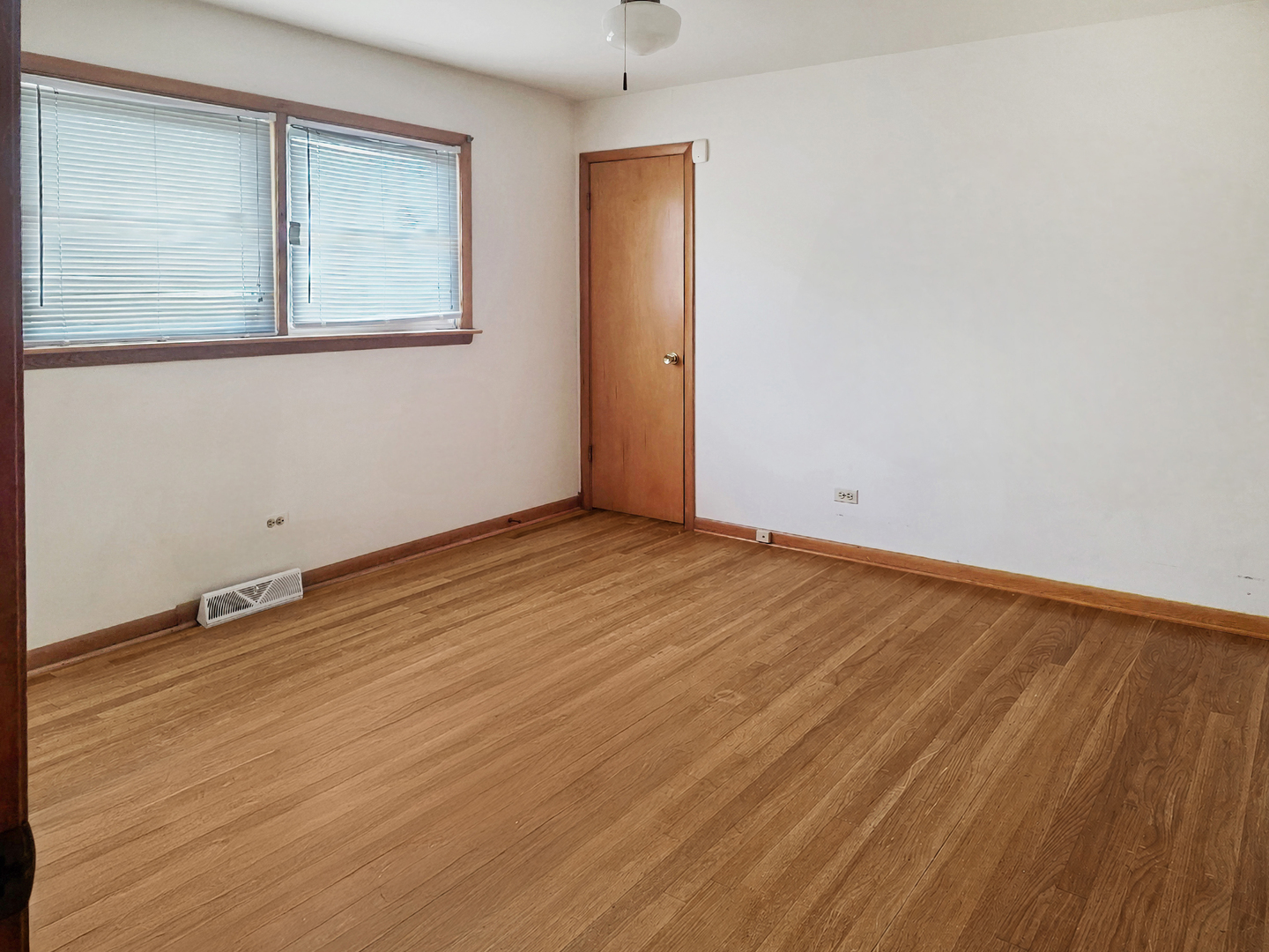 601 Yates Avenue Property Photo 10