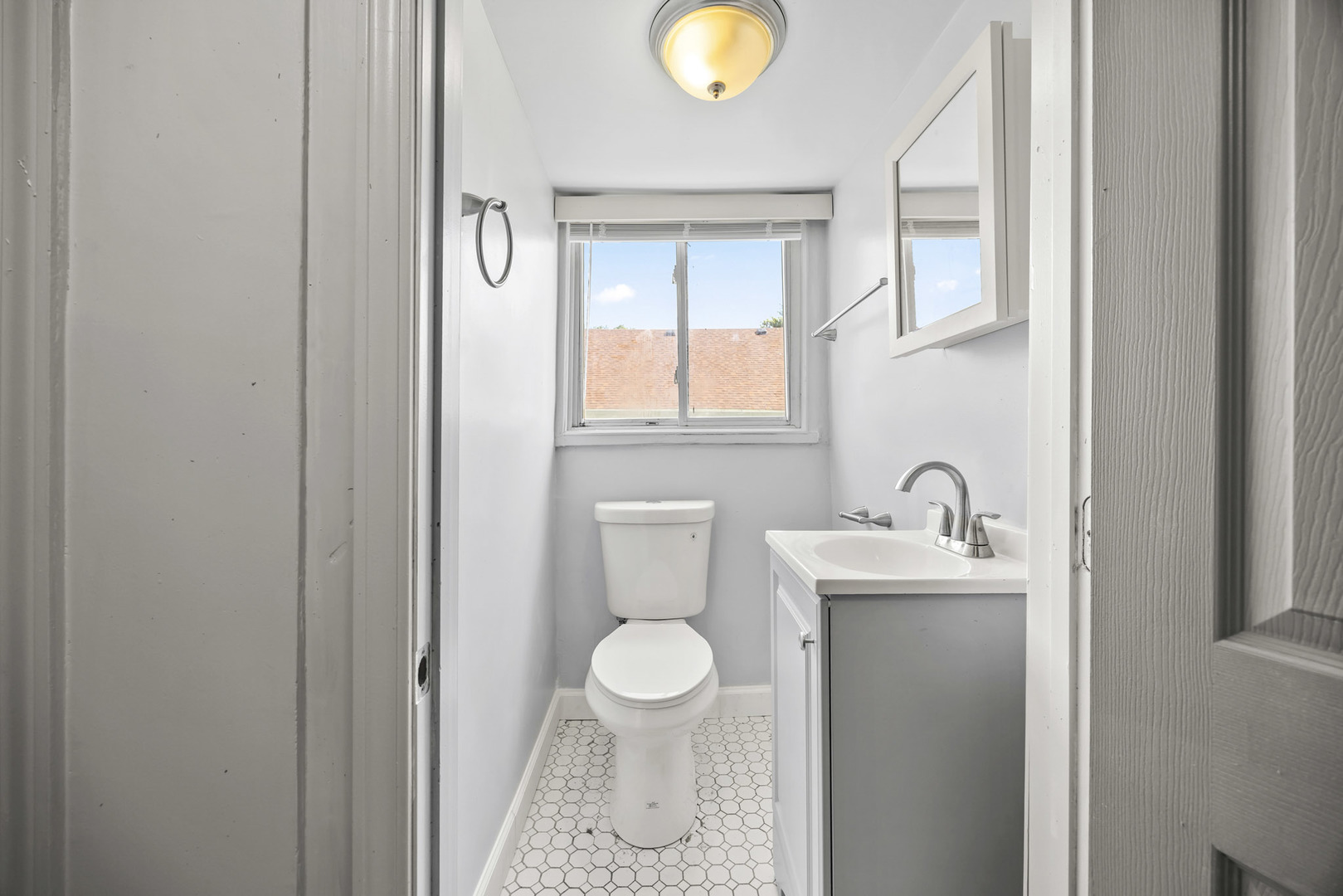 8607 S Morgan Street Property Photo 12