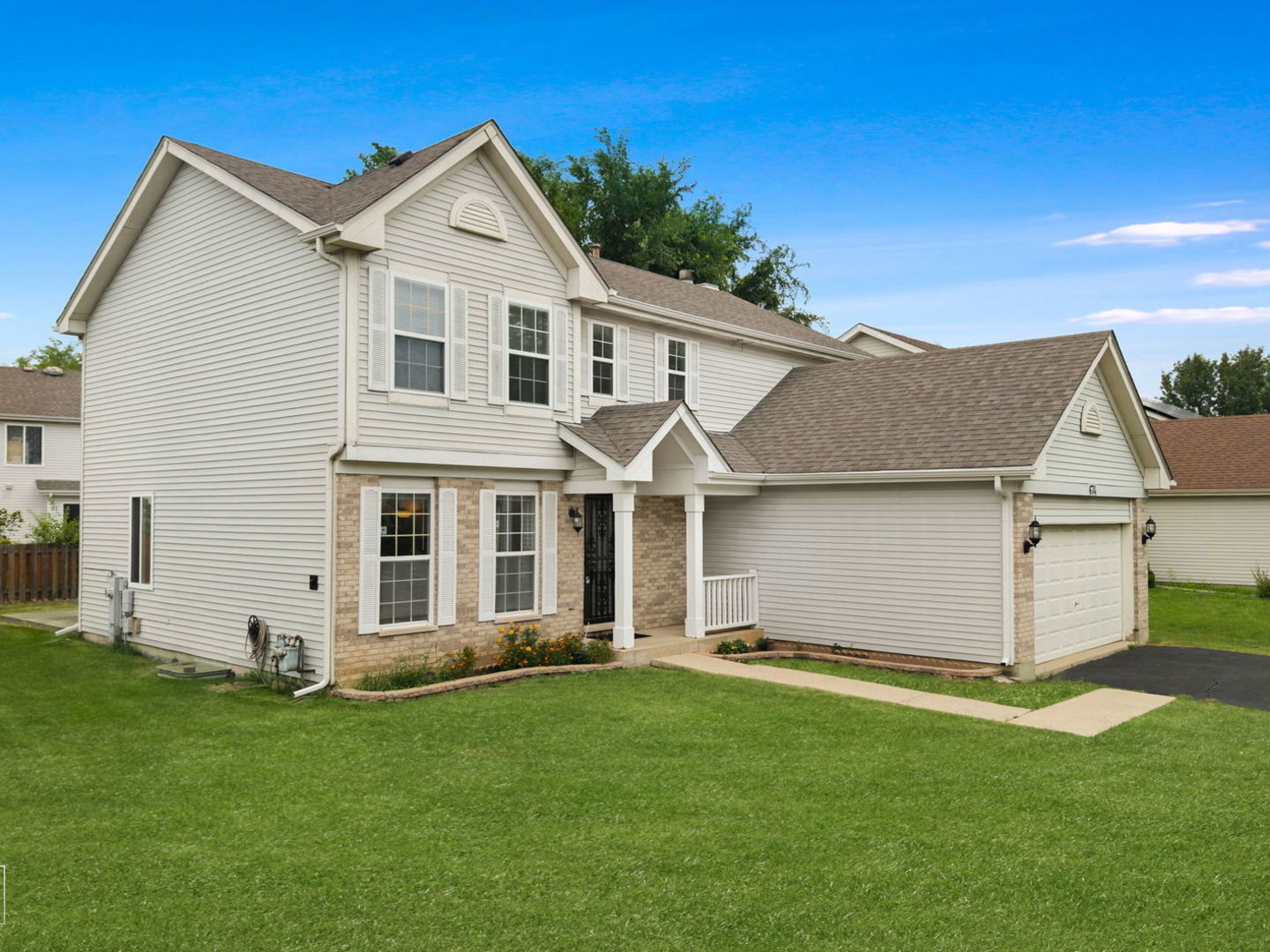 674 Maple Drive Property Photo 4