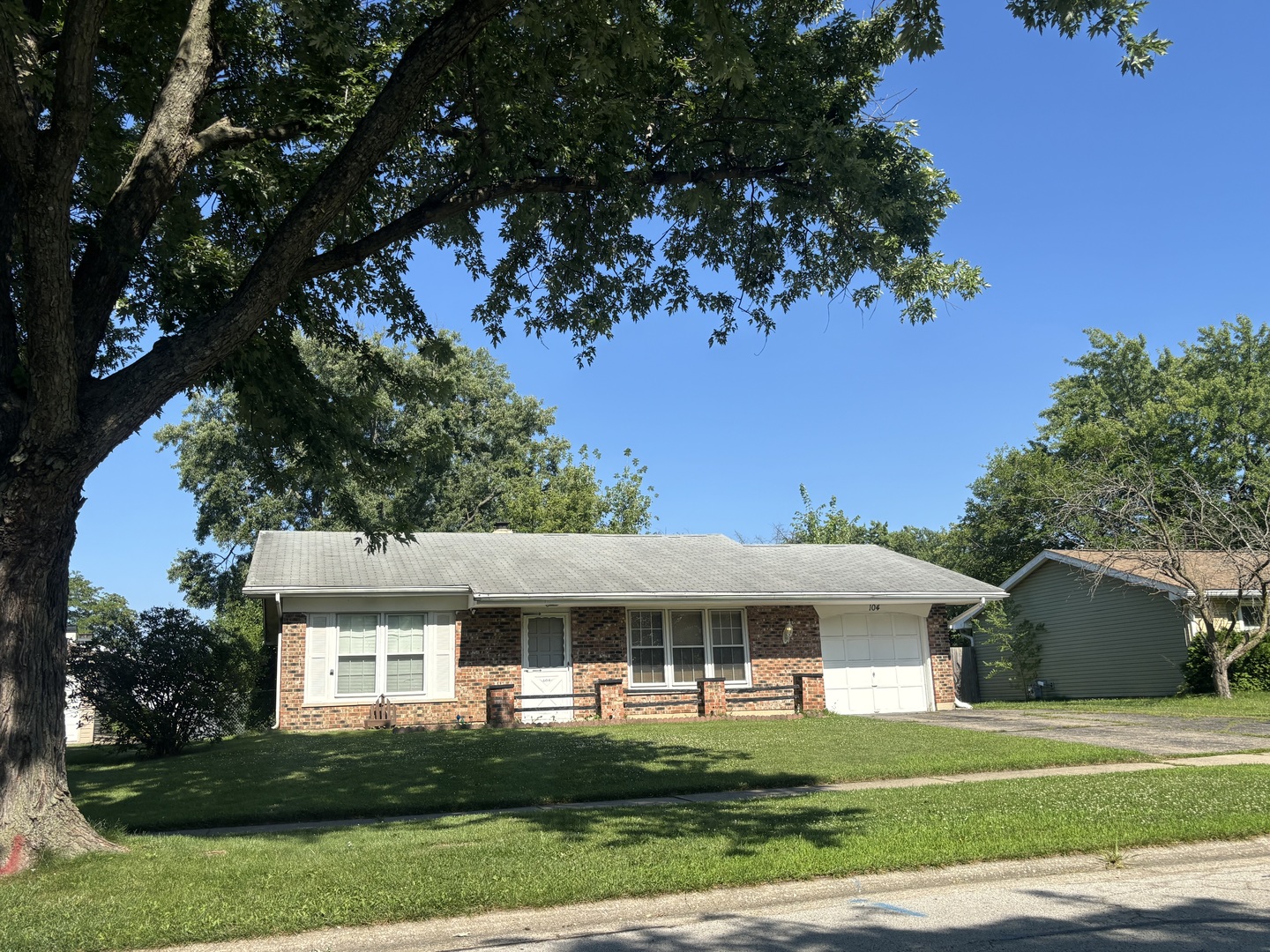 104 Springhill Drive Property Photo 1
