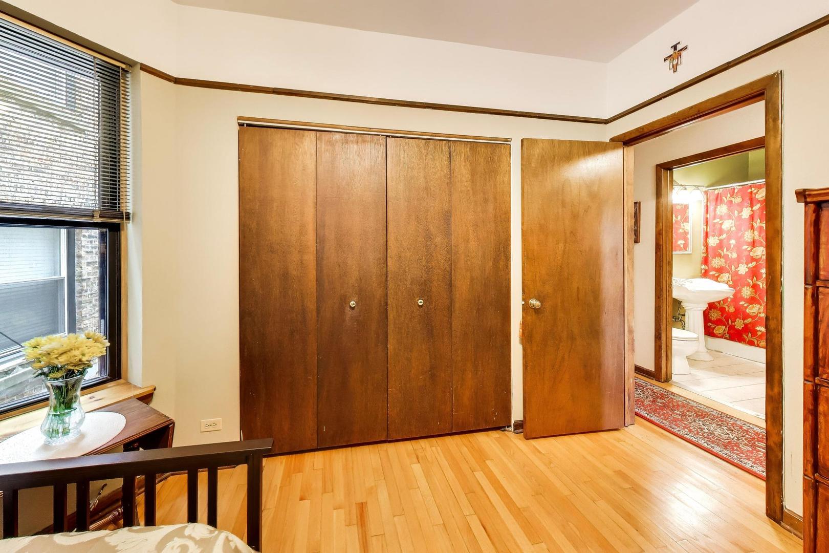 923 W Irving Park Road 2e Property Photo 20