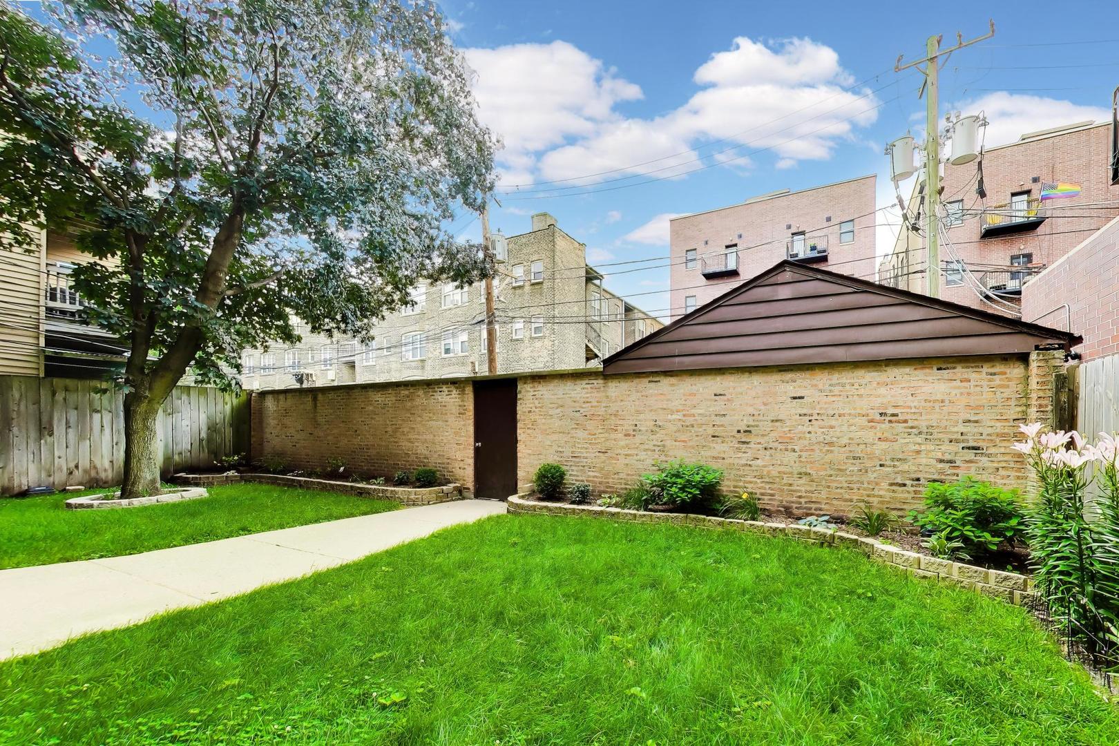 923 W Irving Park Road 2e Property Photo 27