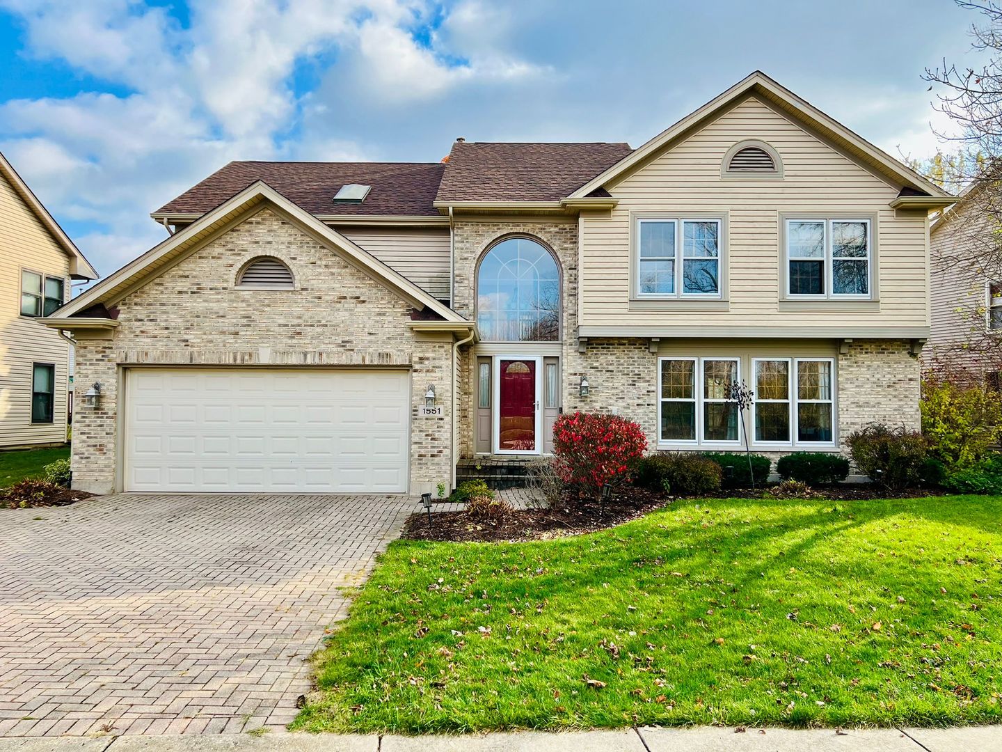 1551 Crowfoot Circle Property Photo 1
