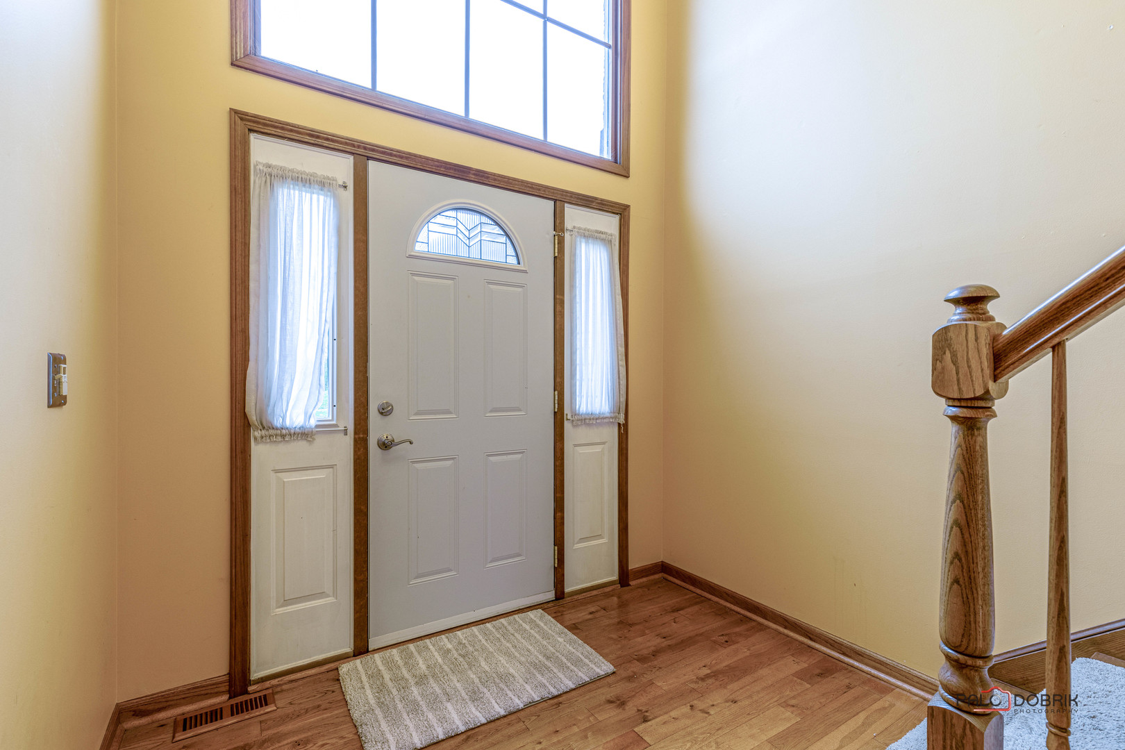 1551 Crowfoot Circle Property Photo 3