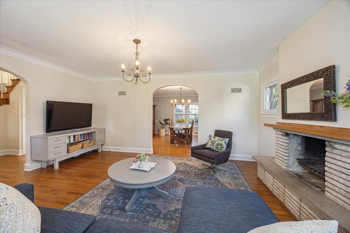 7605 Washington Boulevard Property Photo 6