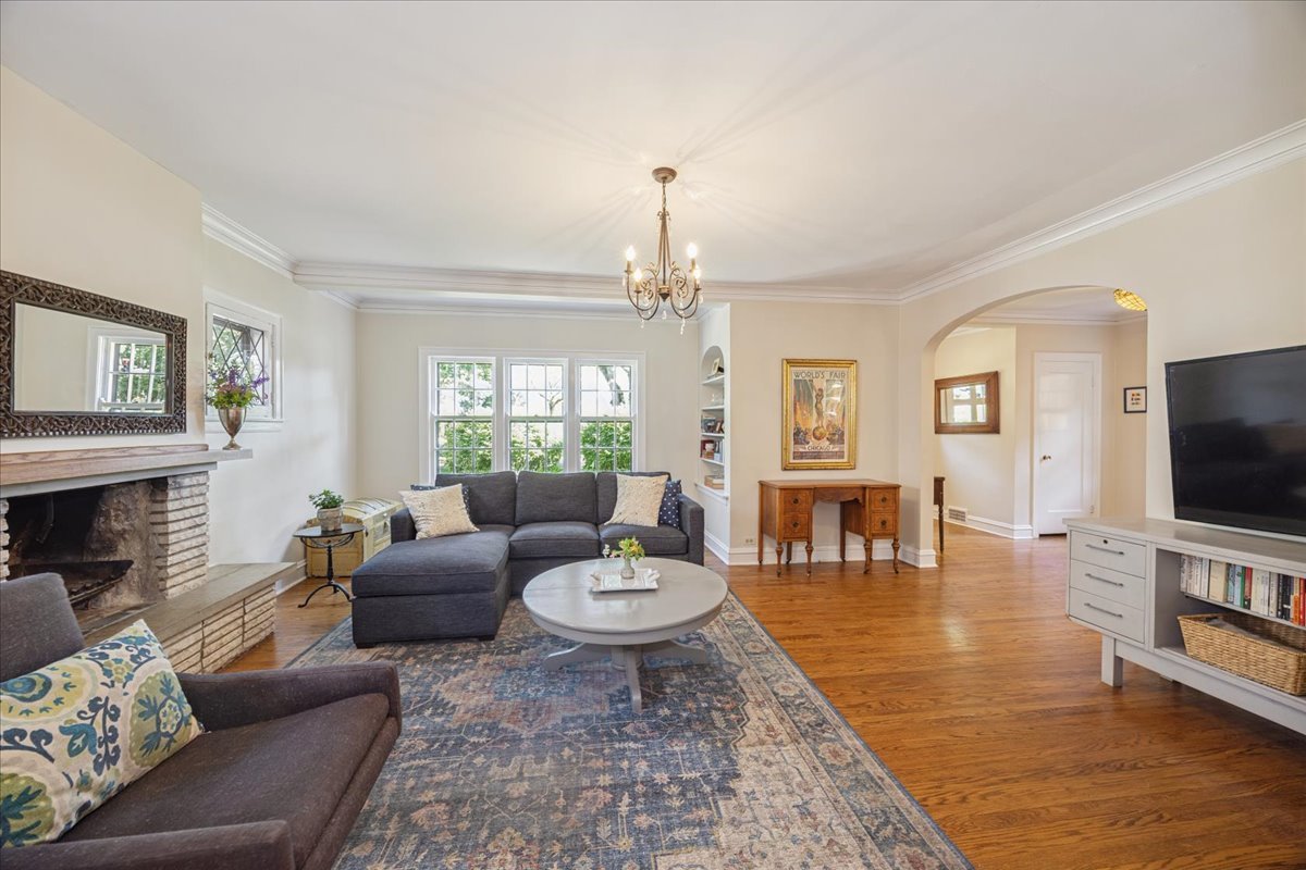 7605 Washington Boulevard Property Photo 7