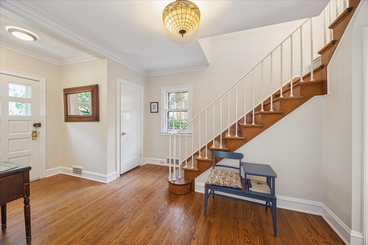 7605 Washington Boulevard Property Photo 8