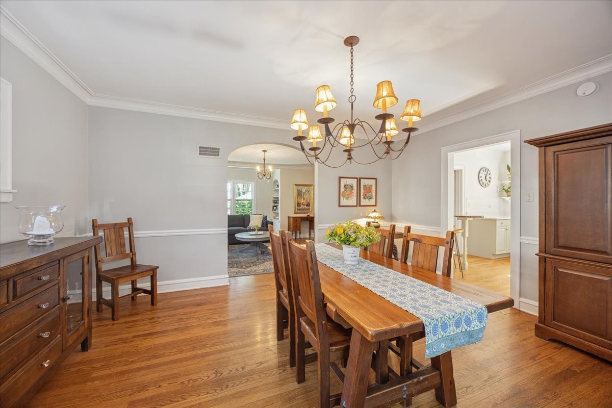 7605 Washington Boulevard Property Photo 10