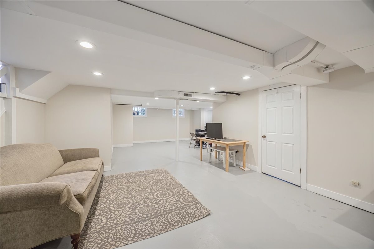 7605 Washington Boulevard Property Photo 19