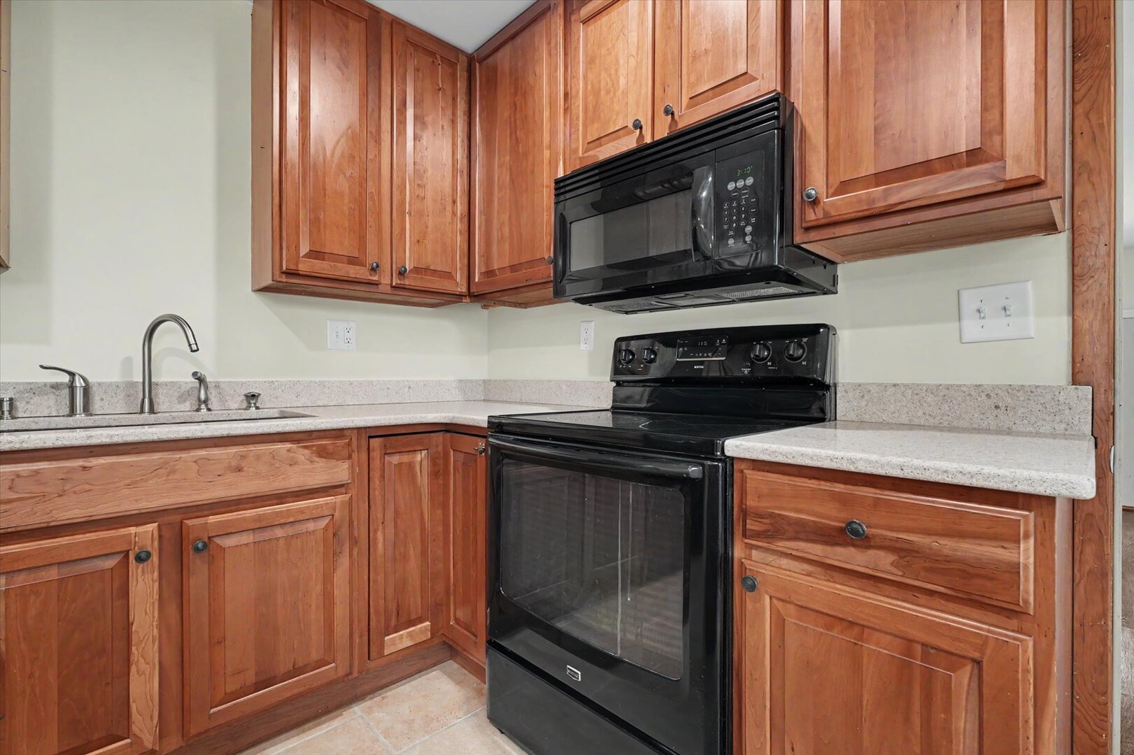 405 Washington Street Property Photo 15