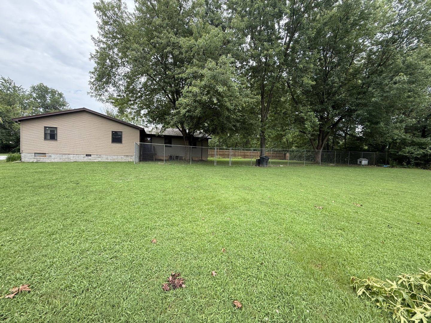 6671 Main Street Property Photo 5