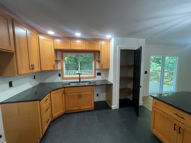 5518 Chris Drive Property Photo 6