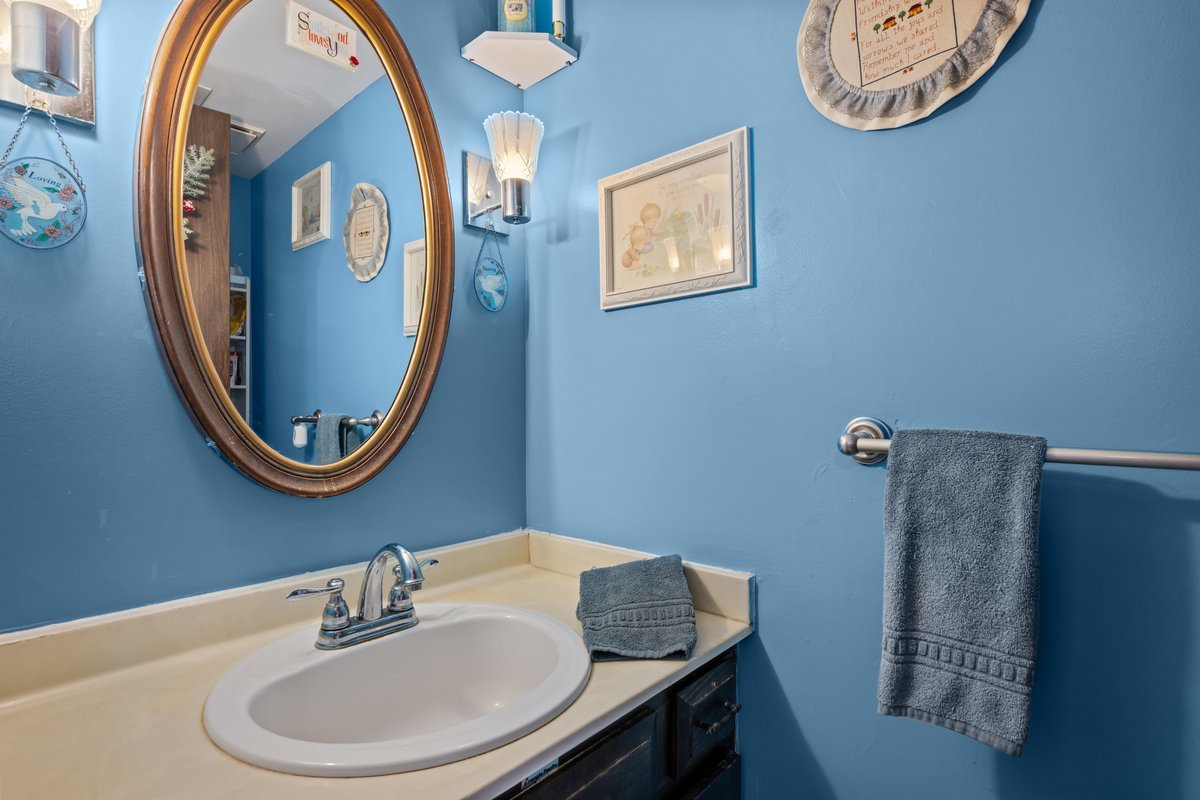 205 Robbin Drive Property Photo 10