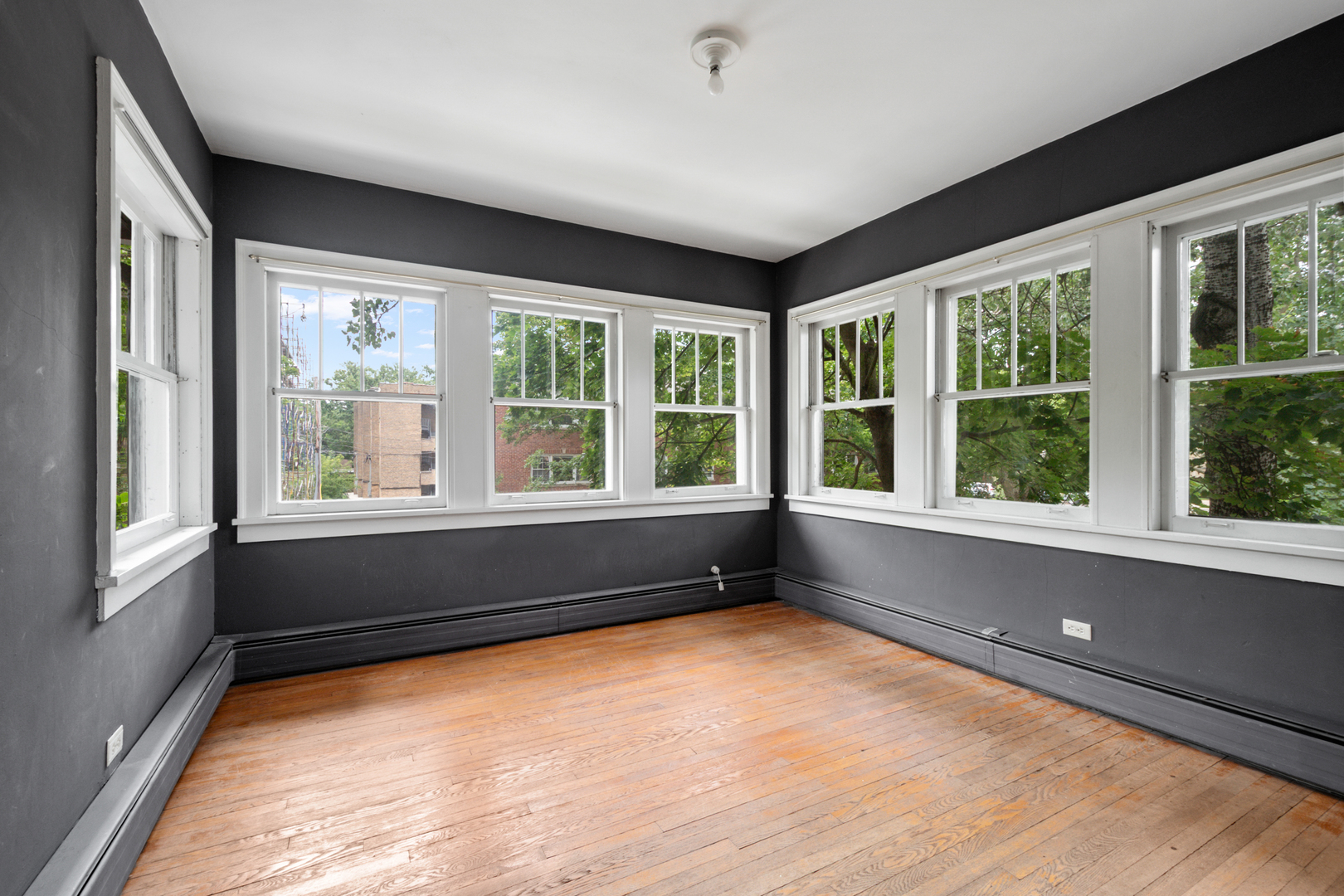 1011 Crain Street Property Photo 13
