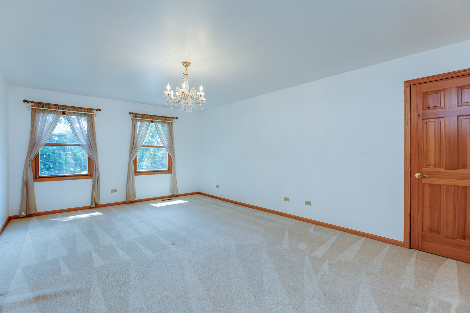4n411 Trinity Lane Property Photo 13