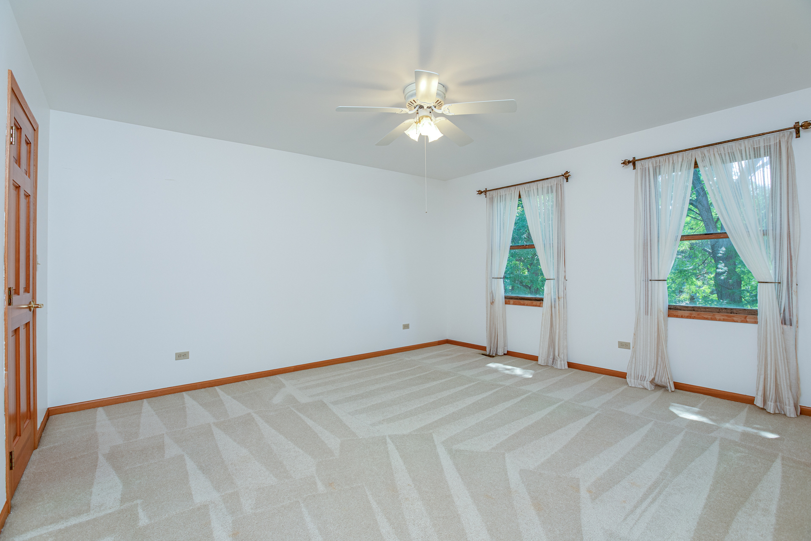 4n411 Trinity Lane Property Photo 15