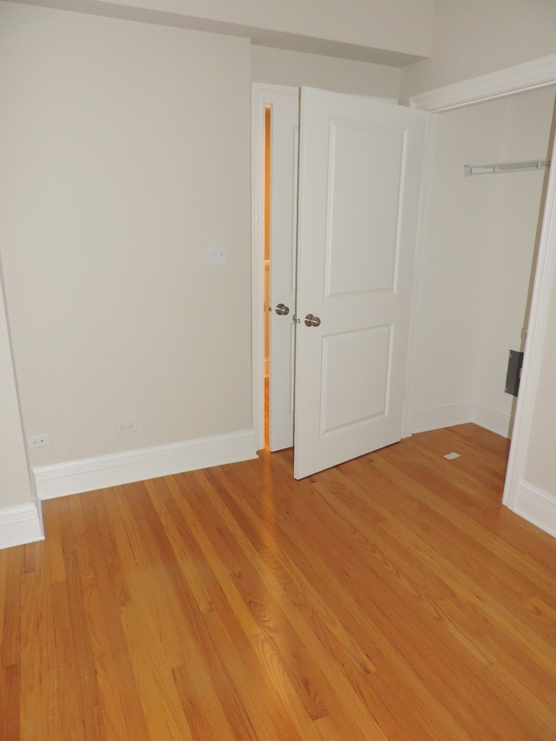 836 Judson Avenue 1b Property Photo 15