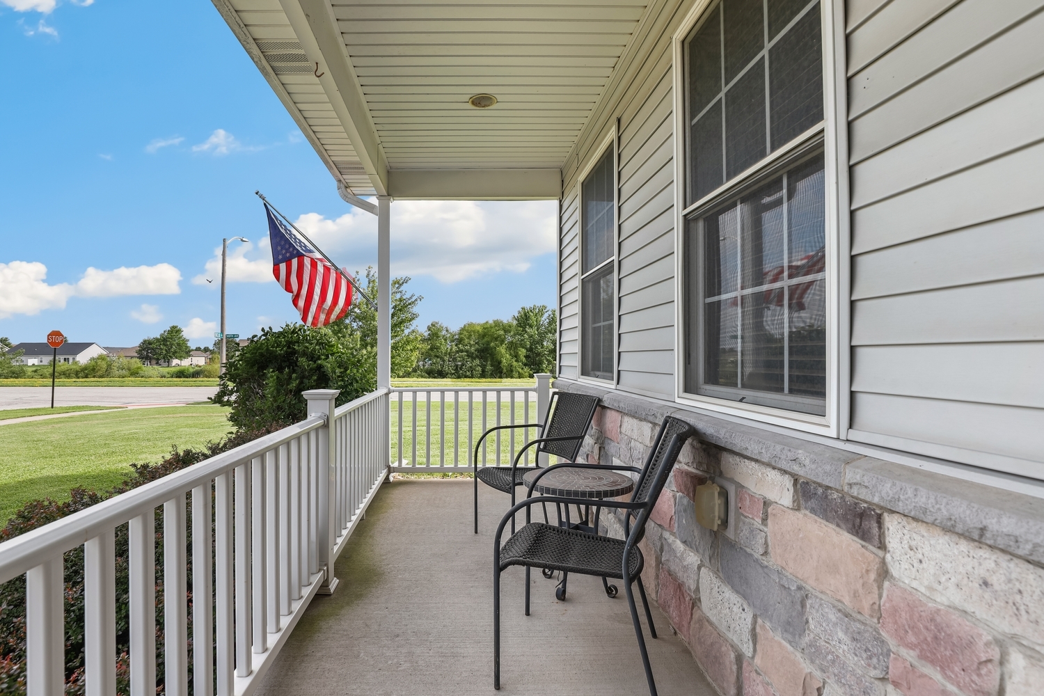 14901 Euclid Street Property Photo 5