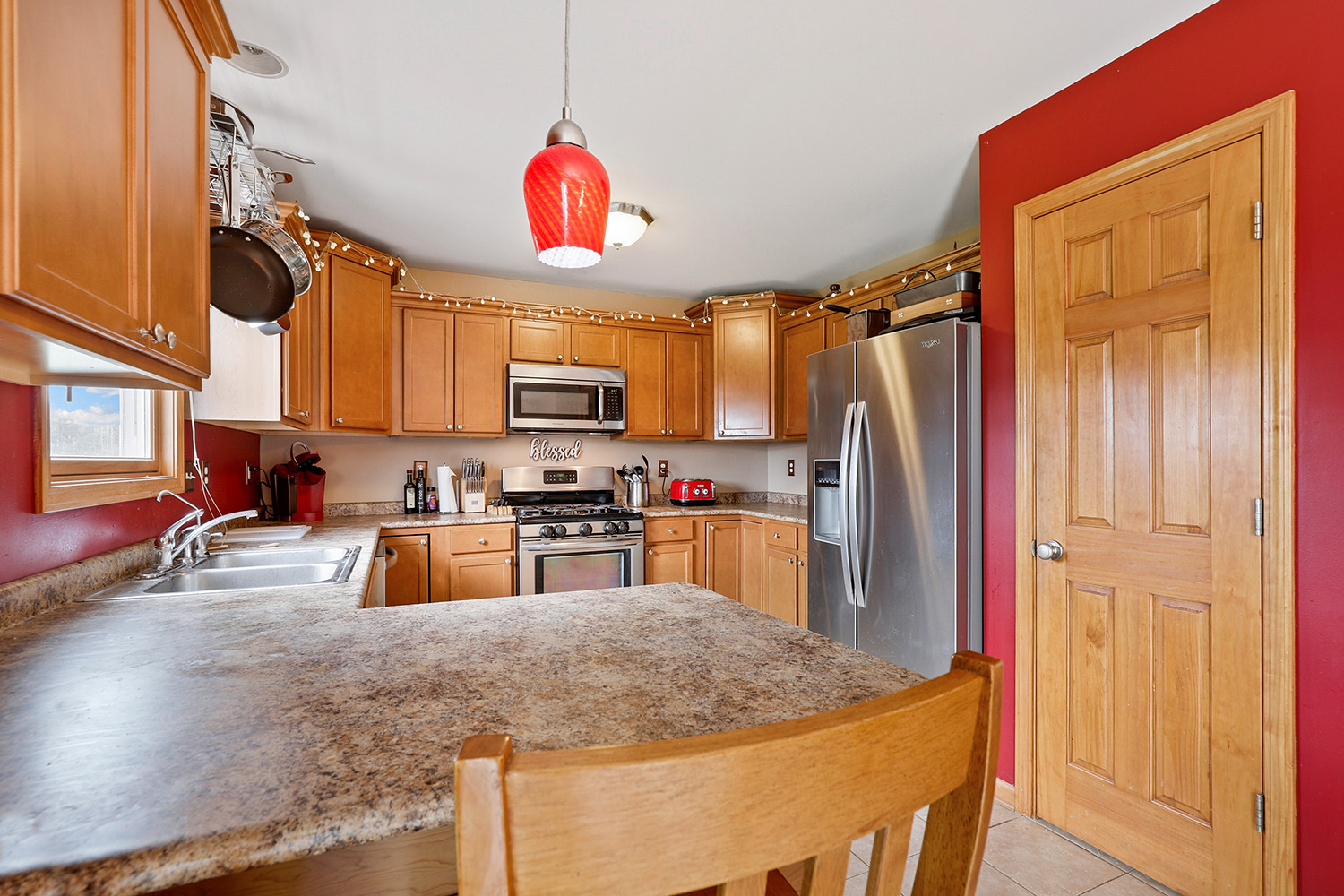 14901 Euclid Street Property Photo 13