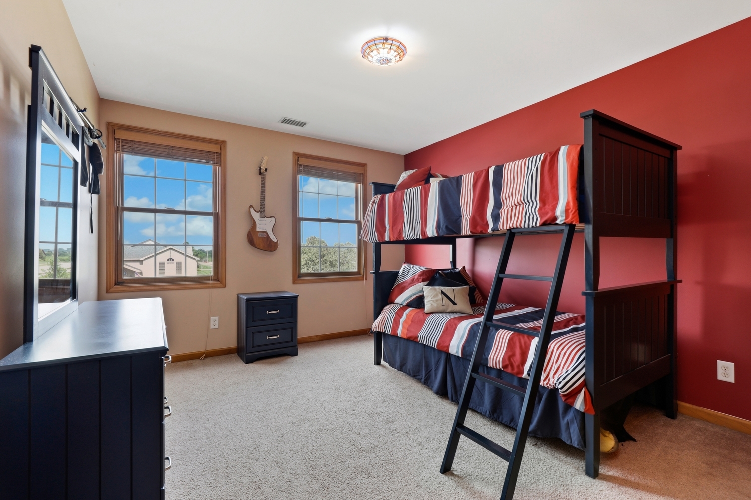 14901 Euclid Street Property Photo 22