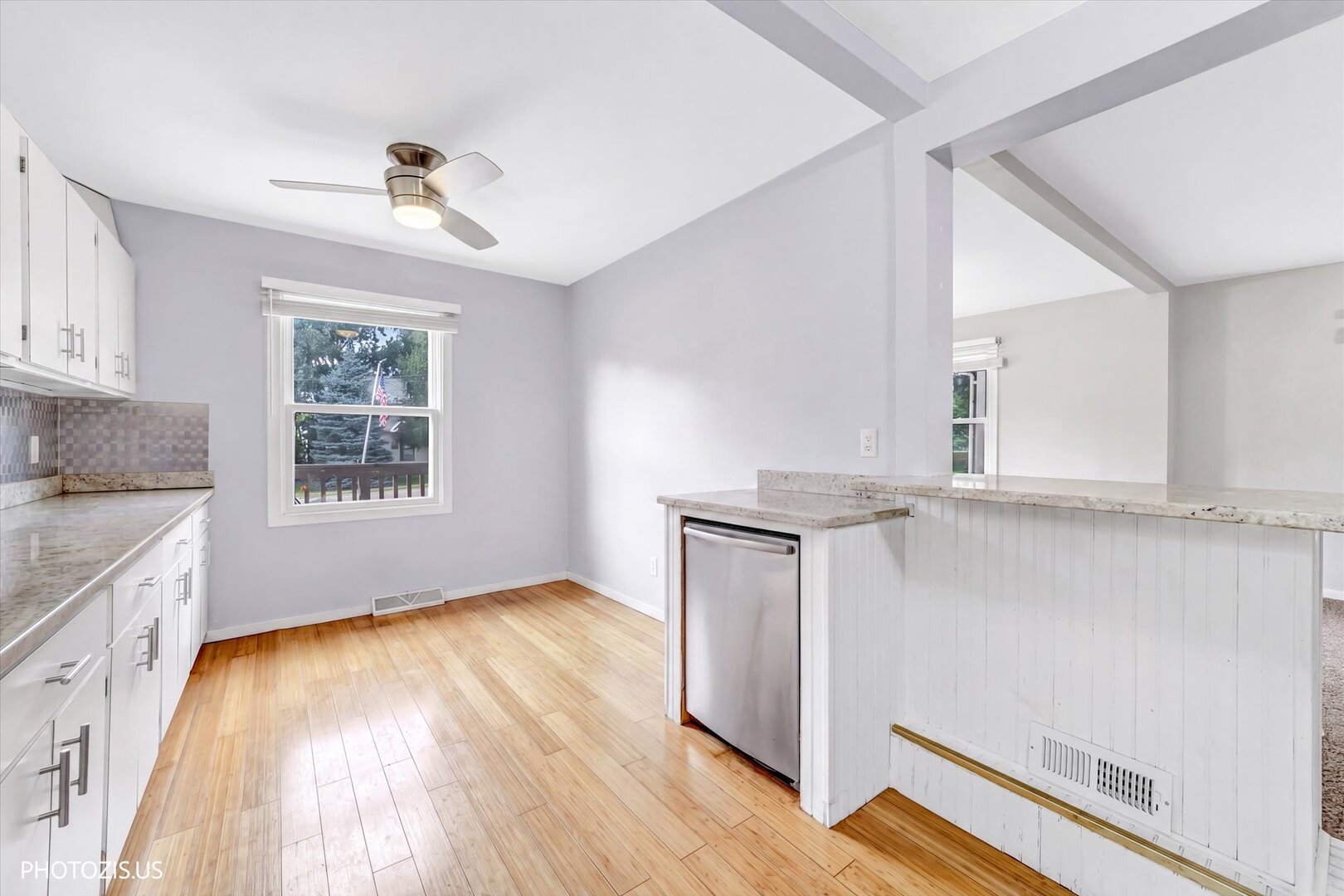 126 W 3rd Avenue Property Photo 7