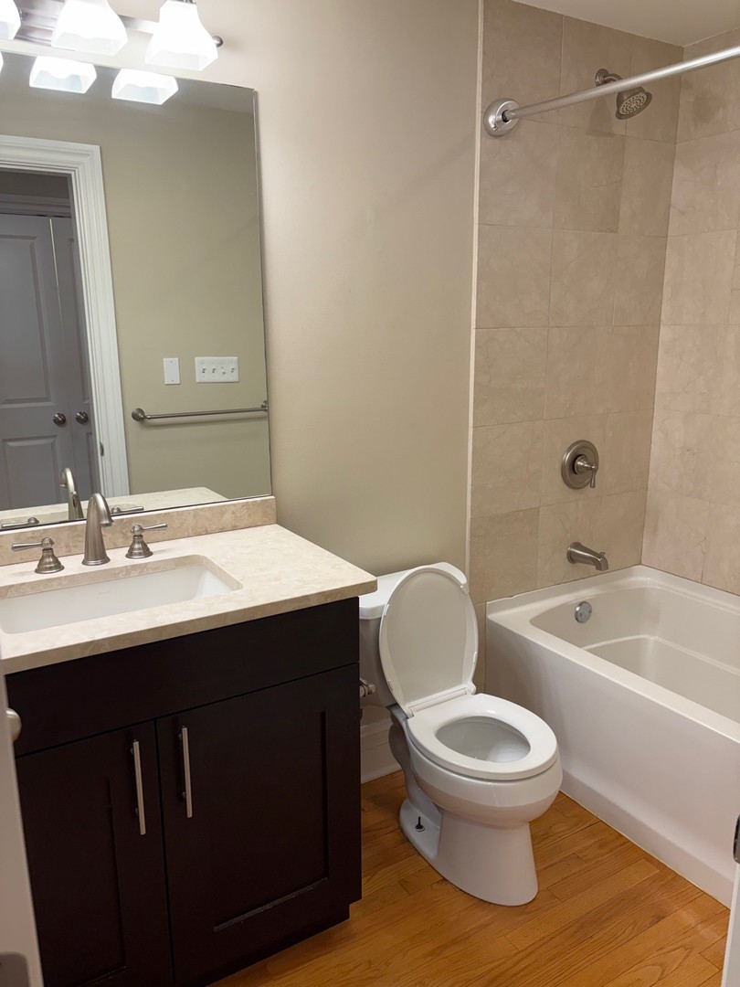 838 Judson Avenue 1b Property Photo 4