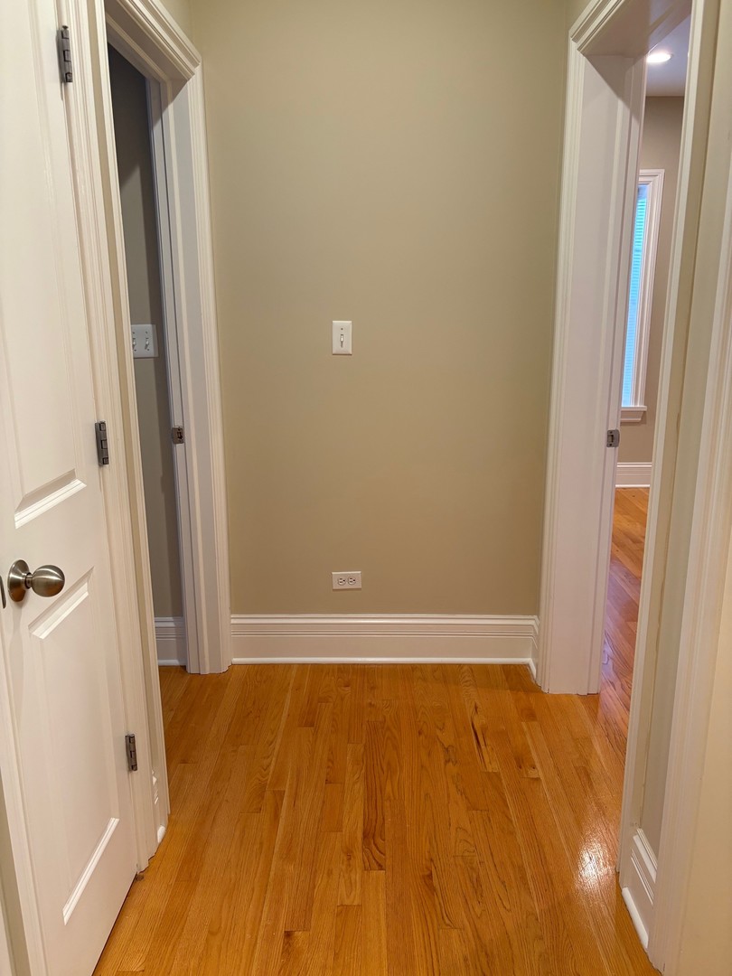 838 Judson Avenue 1b Property Photo 9