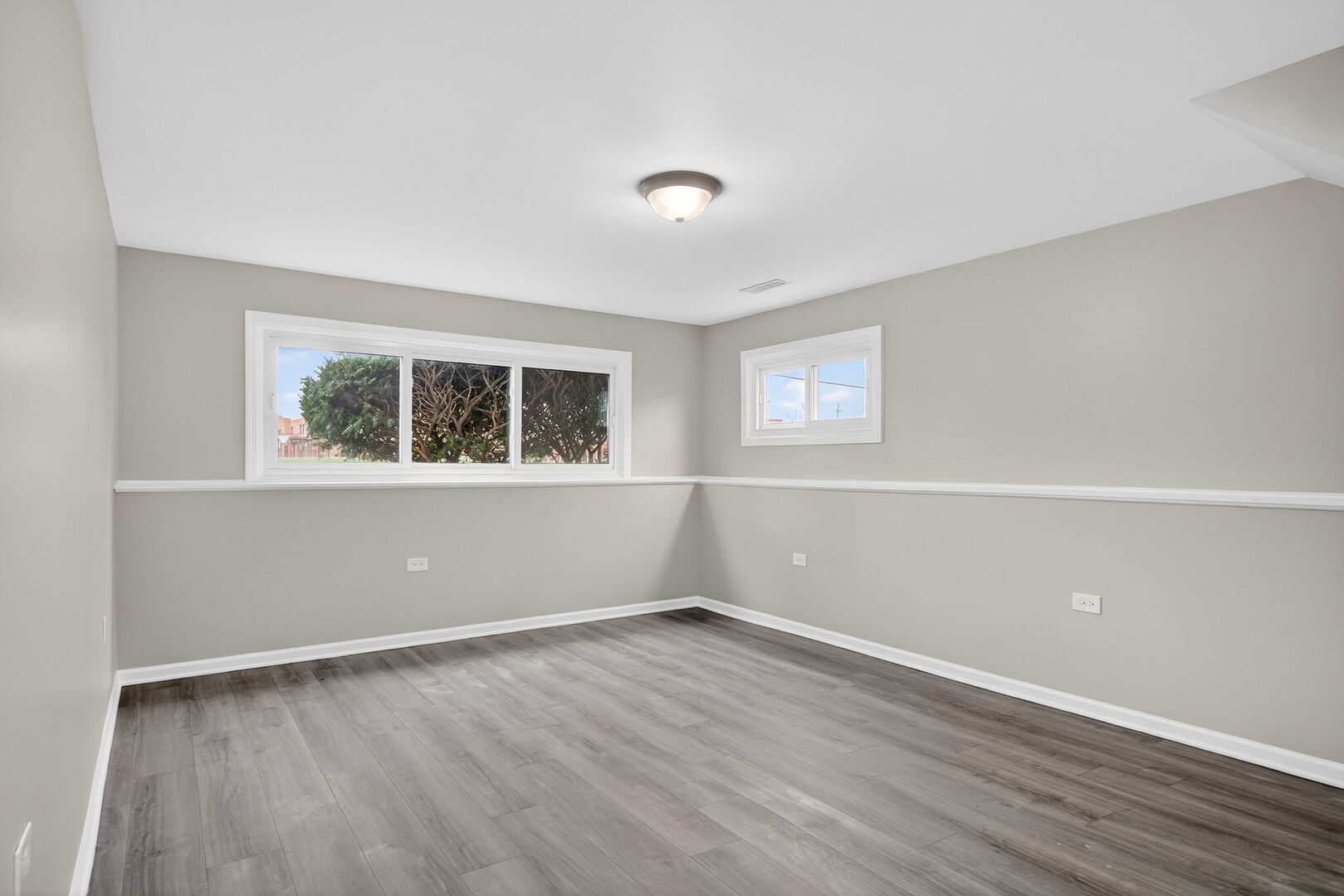 1537 W 165th Street Property Photo 13