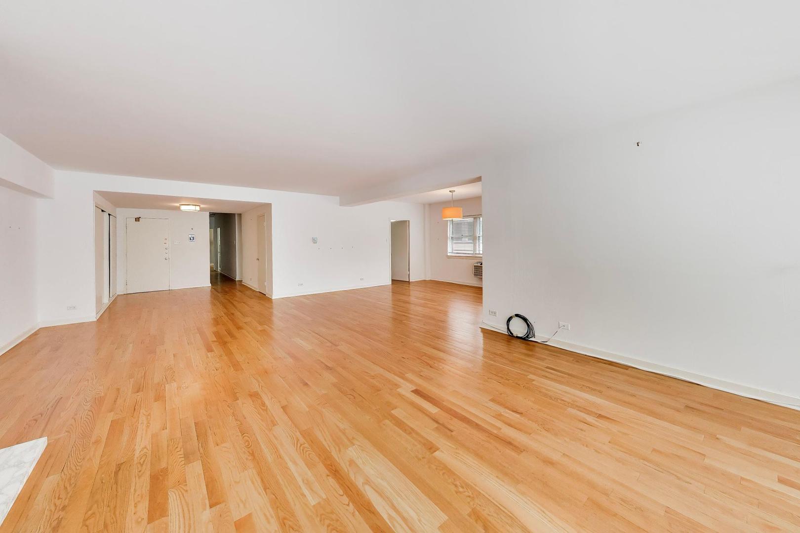 1508 Hinman Avenue 3a Property Photo 6