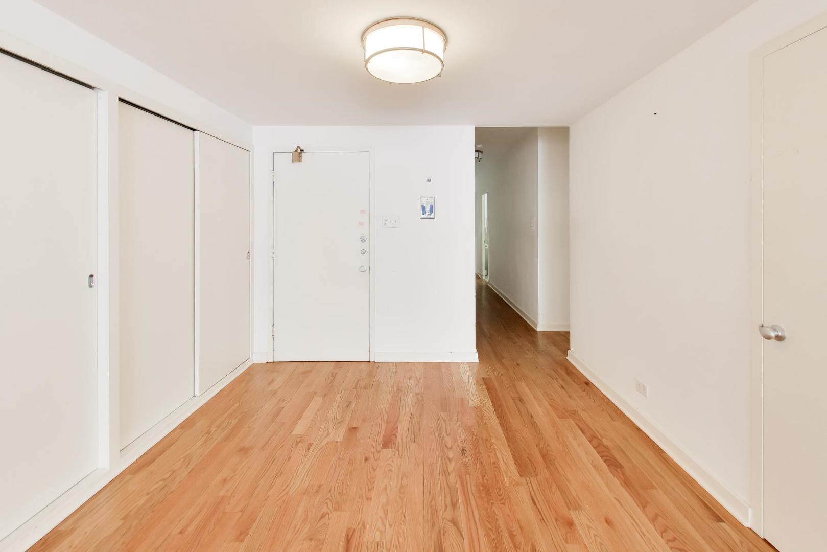 1508 Hinman Avenue 3a Property Photo 7