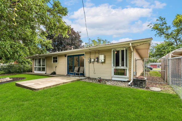 5460 Adeline Place Property Photo 17