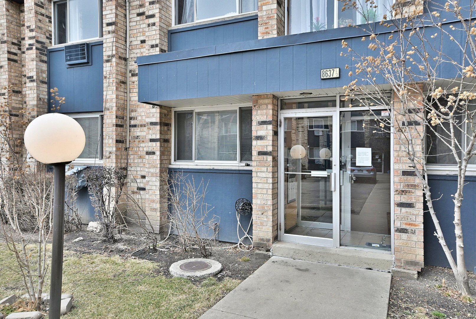 8637 1/2 W Foster Avenue 1b Property Photo 2