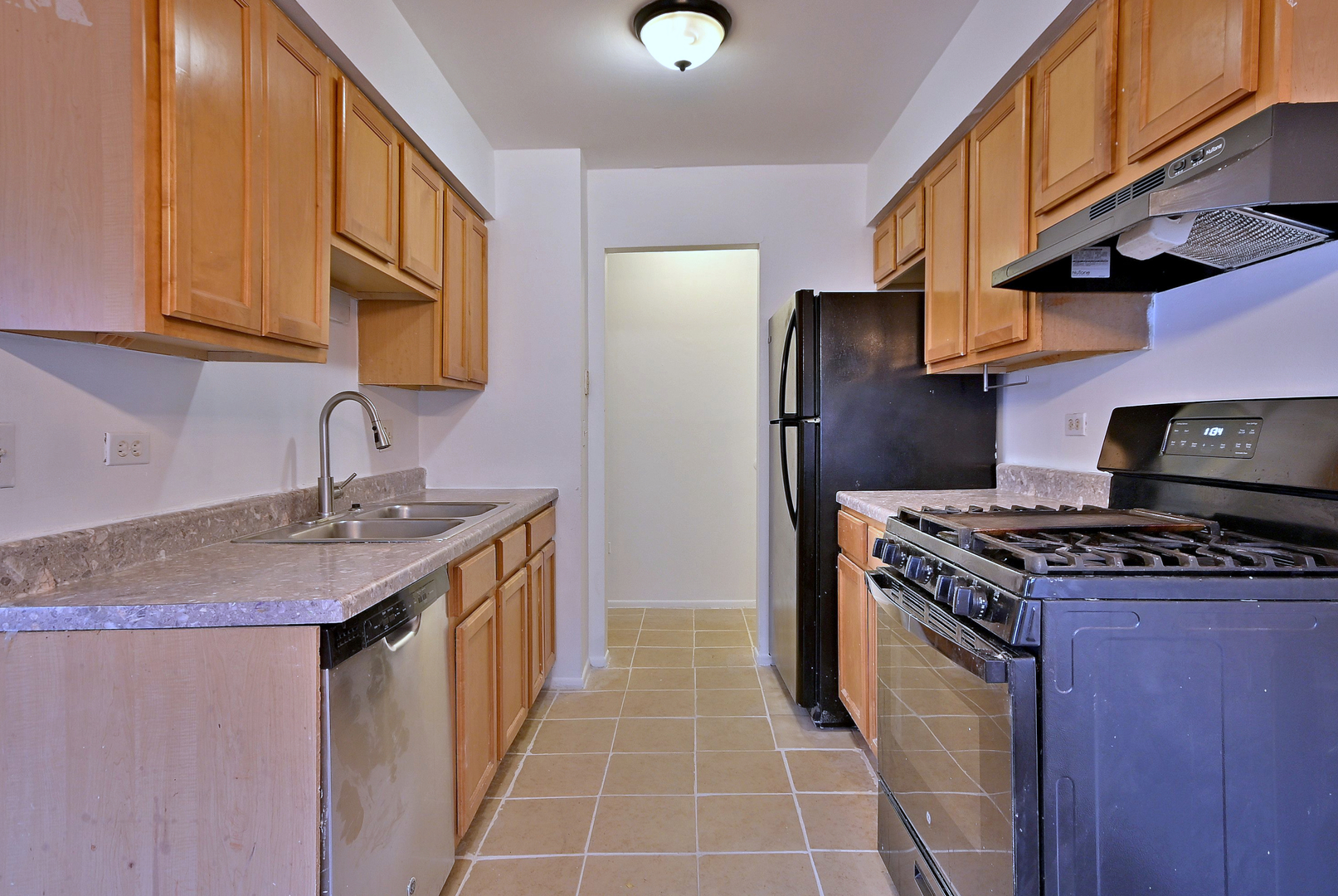 8637 1/2 W Foster Avenue 1b Property Photo 17