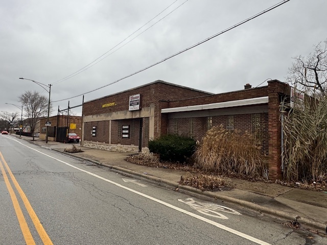 9540 S Vincennes Avenue Property Photo 1