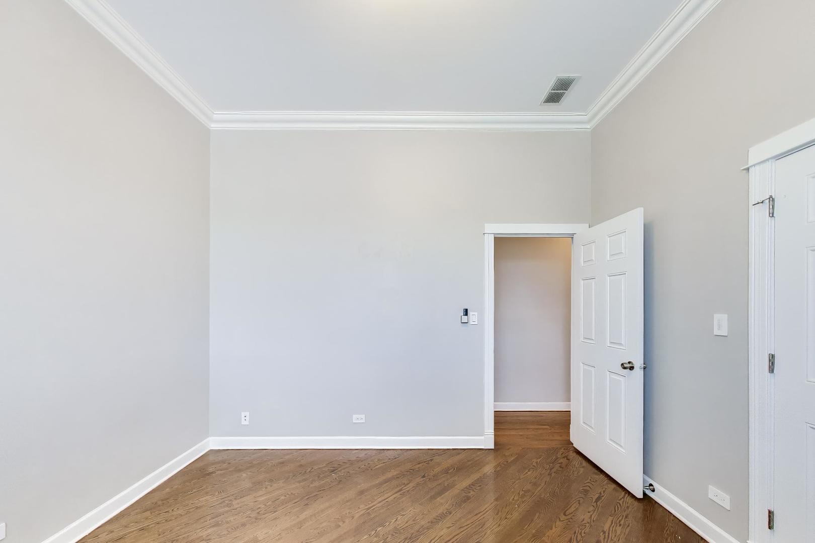 12703424 Property Photo 16