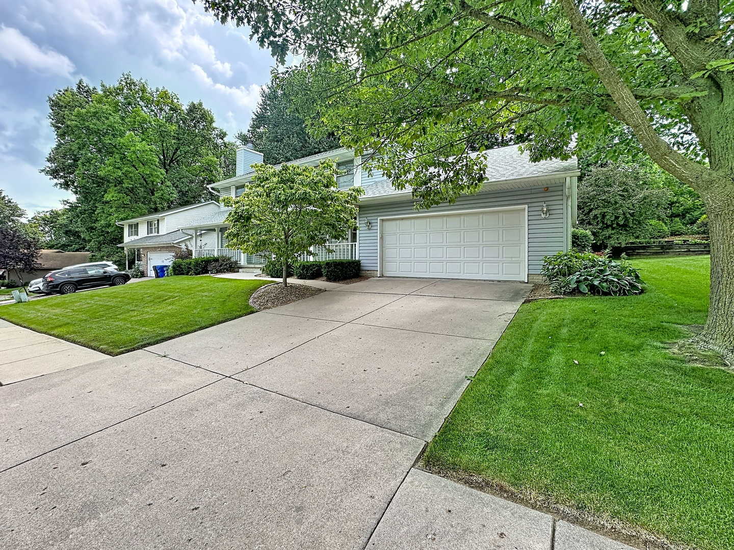 3707 75th Street Court Property Photo 3