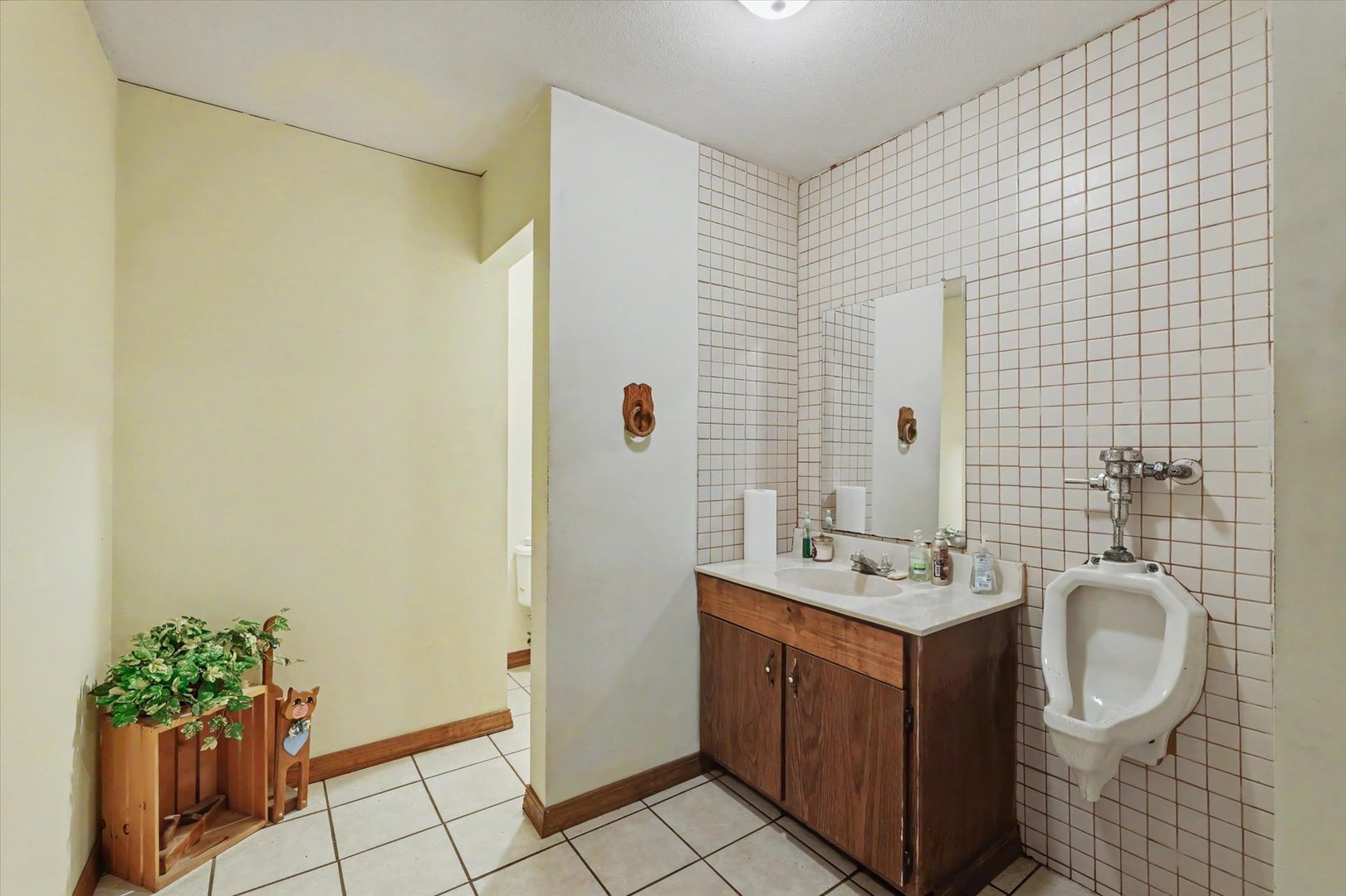 2112 N Market Street Property Photo 33