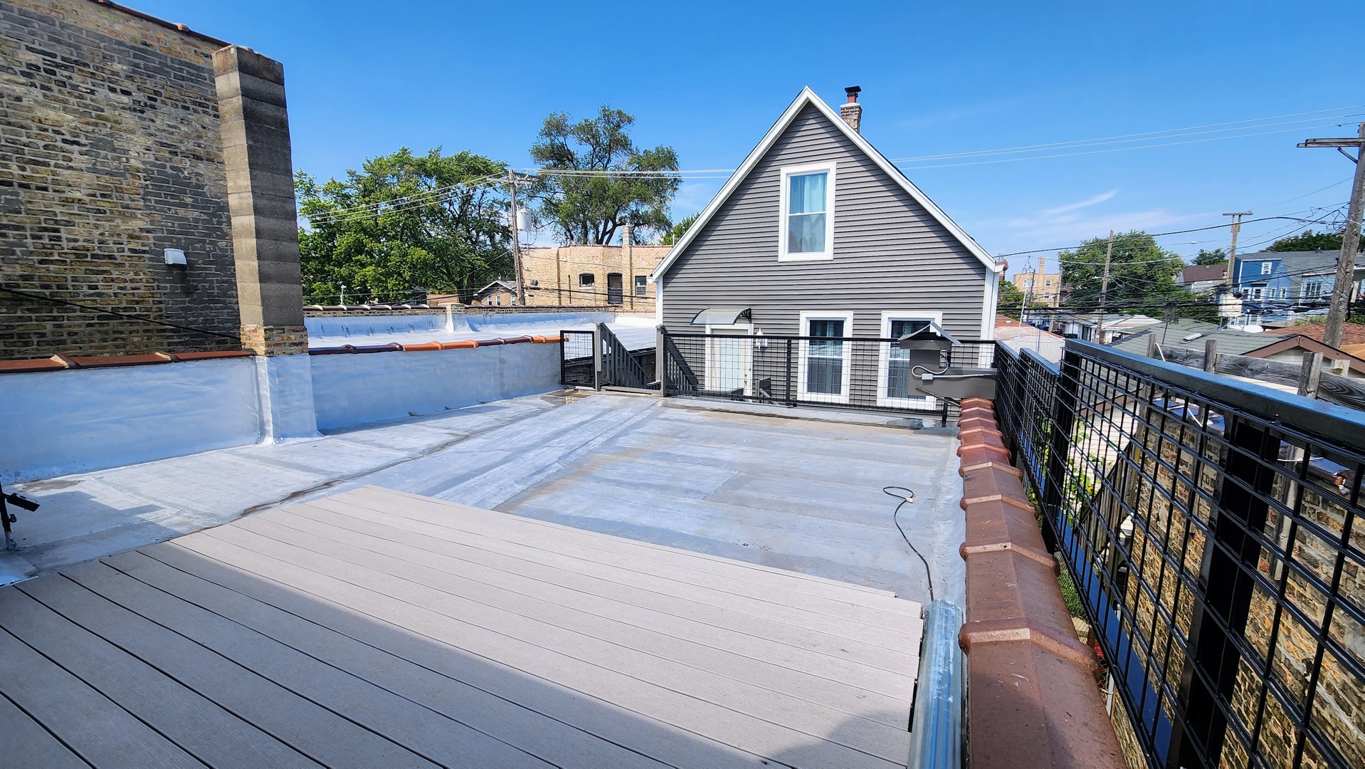 3816 W Montrose Avenue Property Photo 43