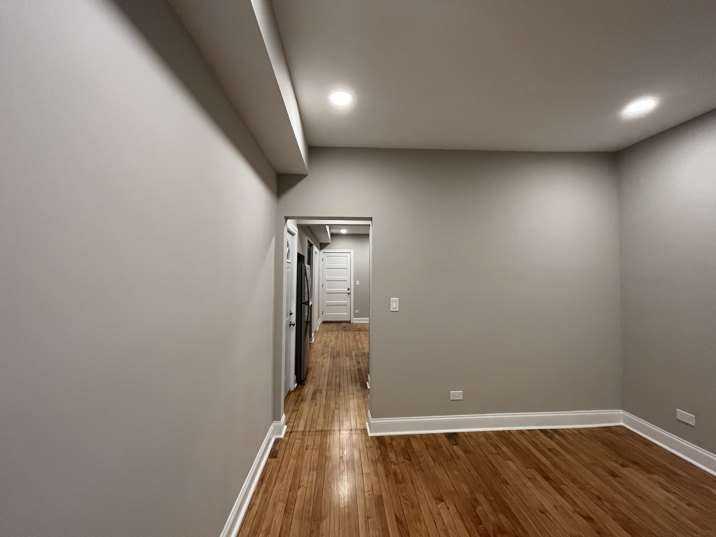 3816 W Montrose Avenue Property Photo 33