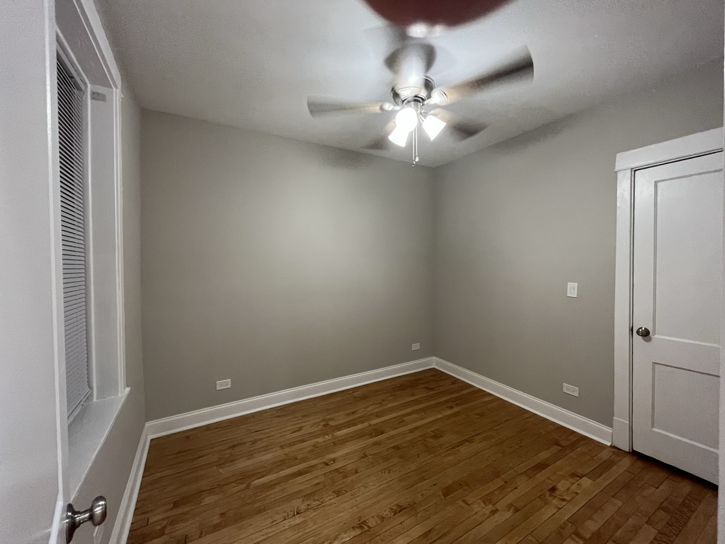 3816 W Montrose Avenue Property Photo 37