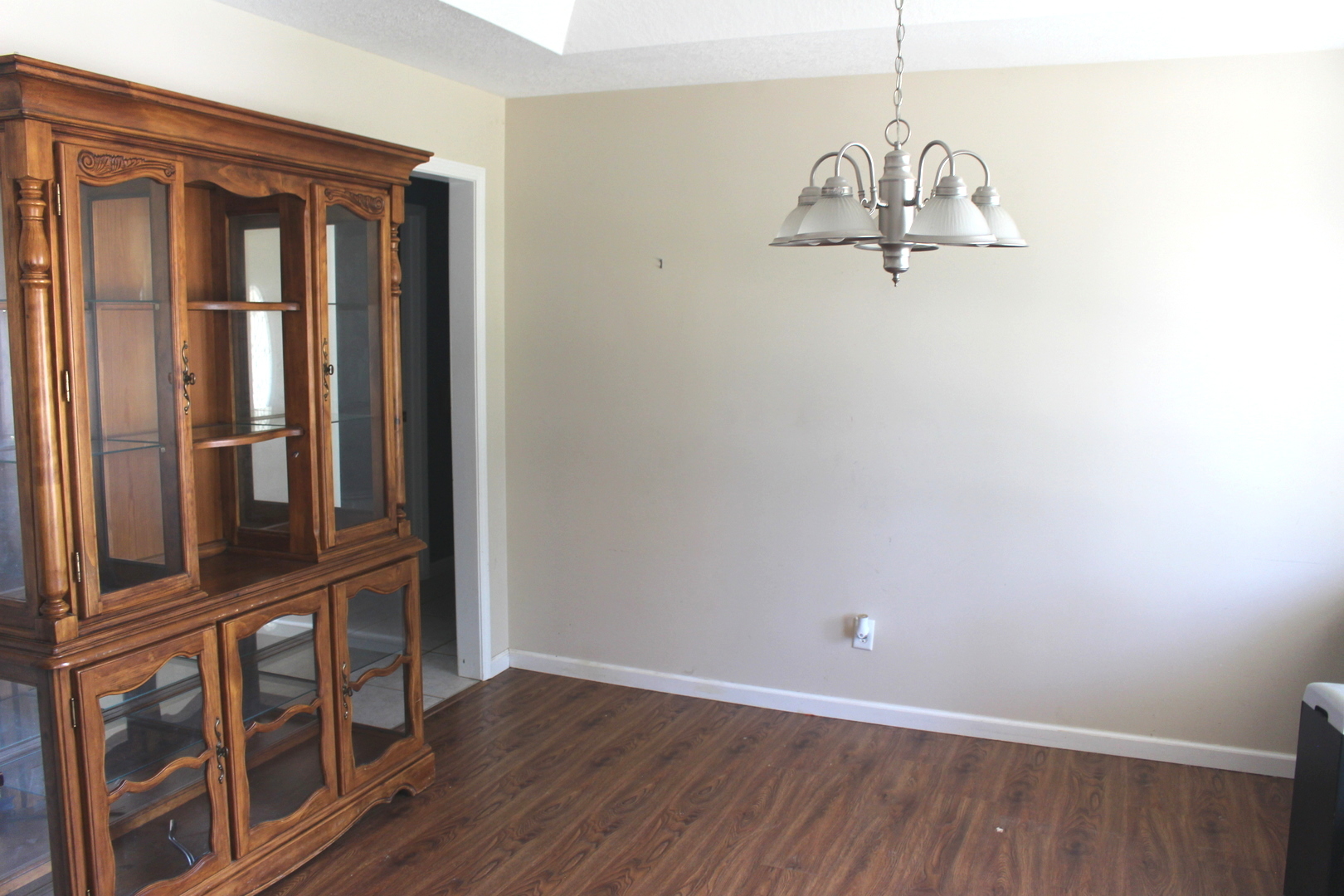 1402 W Masters Lane Property Photo 3
