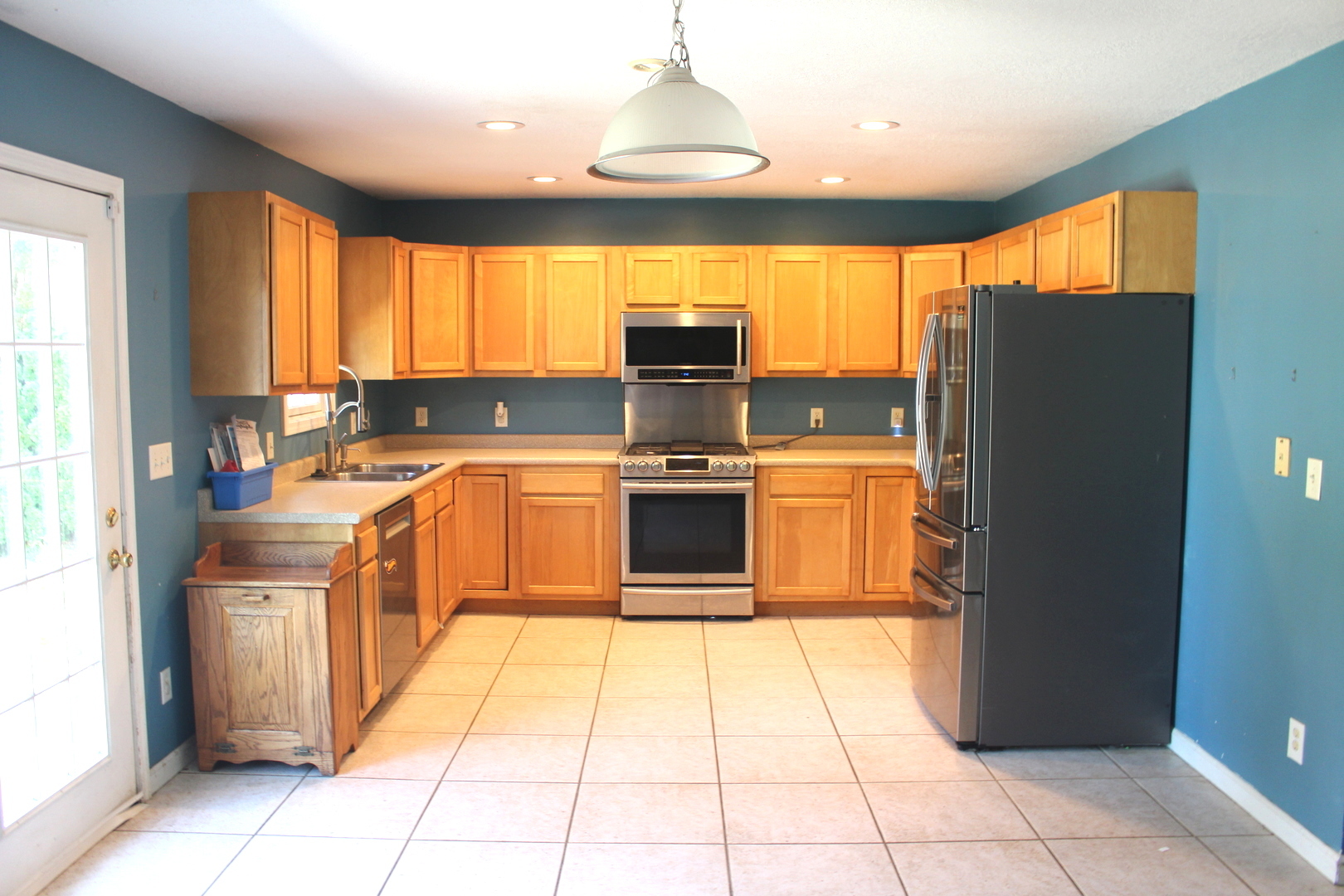 1402 W Masters Lane Property Photo 5