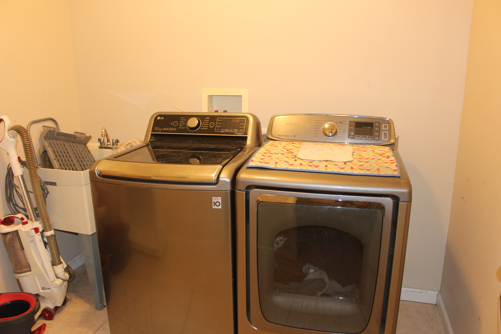 1402 W Masters Lane Property Photo 13